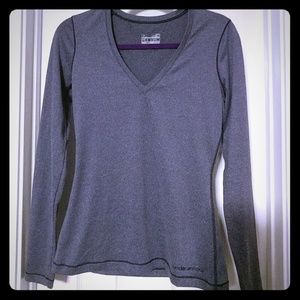 Under Armour Fitted Heat Gear long sleeved shirt